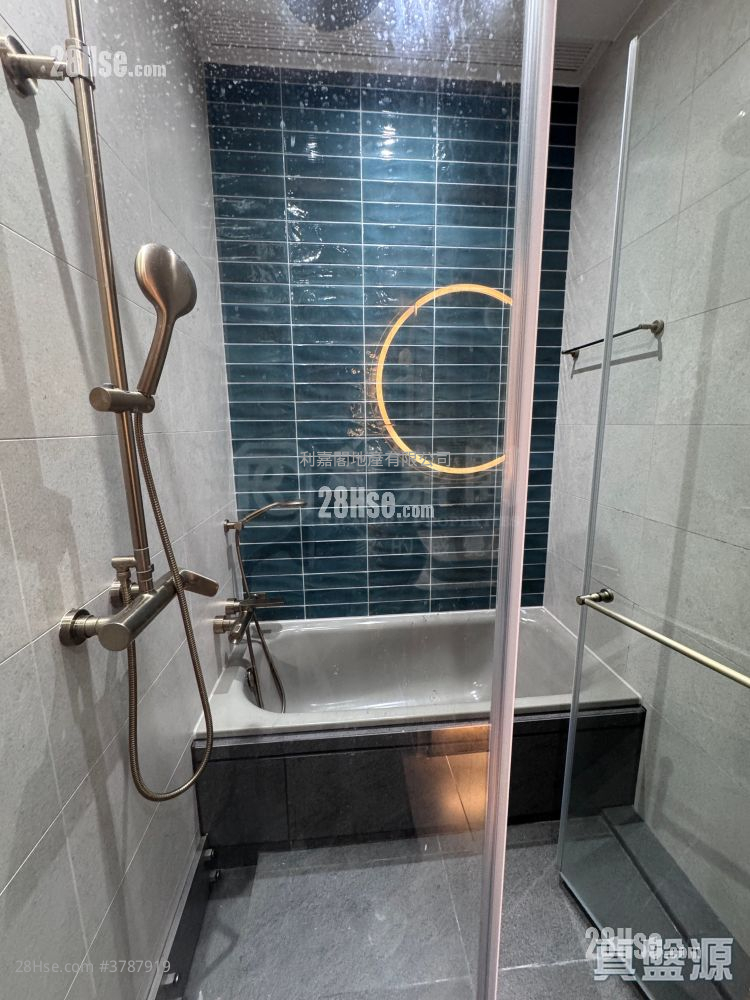 柏傲庄 售盘 3 房 , 2 浴室 866 平方尺