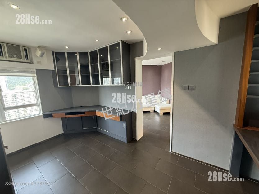 海怡半岛 售盘 1 房 584 平方尺