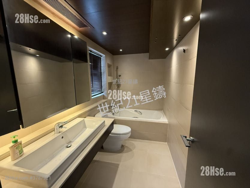 海怡半岛 售盘 1 房 584 平方尺