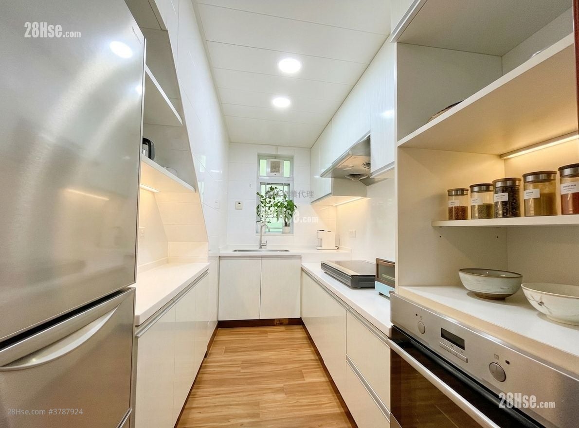 大埔村屋 售盘 2 房 , 2 浴室