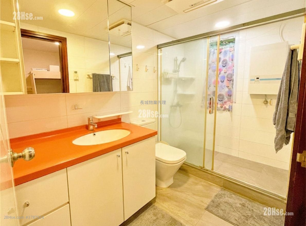 大埔村屋 售盘 2 房 , 2 浴室