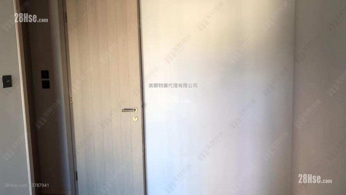 柏傲庄 售盘 2 房 523 平方尺