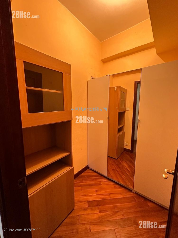 The Palazzo Sell 4 Bedrooms , 3 Bathrooms 1,016 ft²