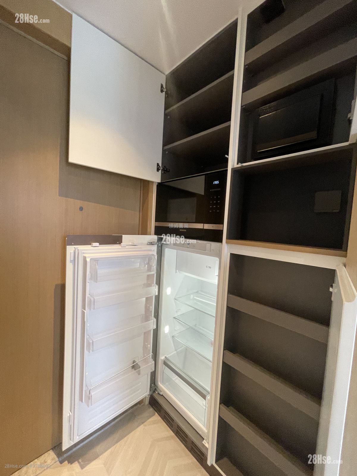 Eight Southpark Rental 1 Bedroom , 1 Bathroom 263 ft²