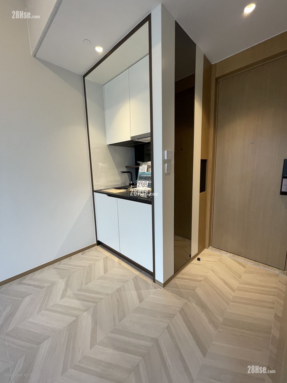 Eight Southpark Rental 1 Bedroom , 1 Bathroom 263 ft²