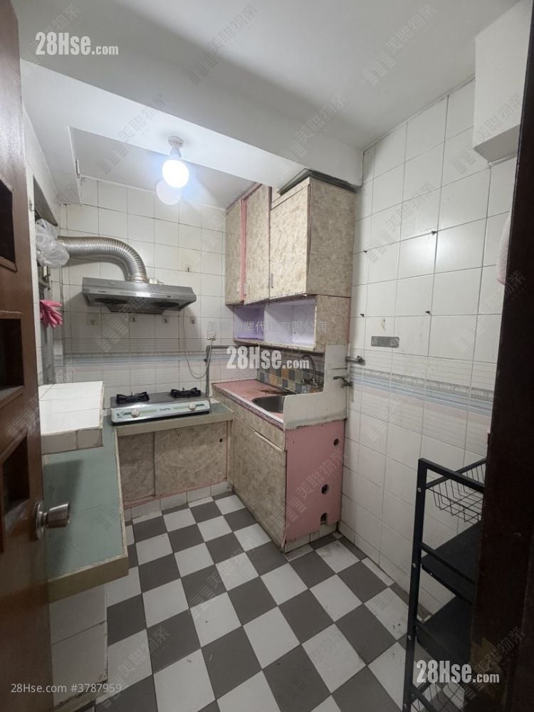 Greenfield Garden Sell 2 Bedrooms , 1 Bathroom 455 ft²