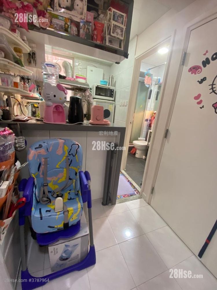 Artland Court Sell 1 Bedroom , 1 Bathroom 309 ft²