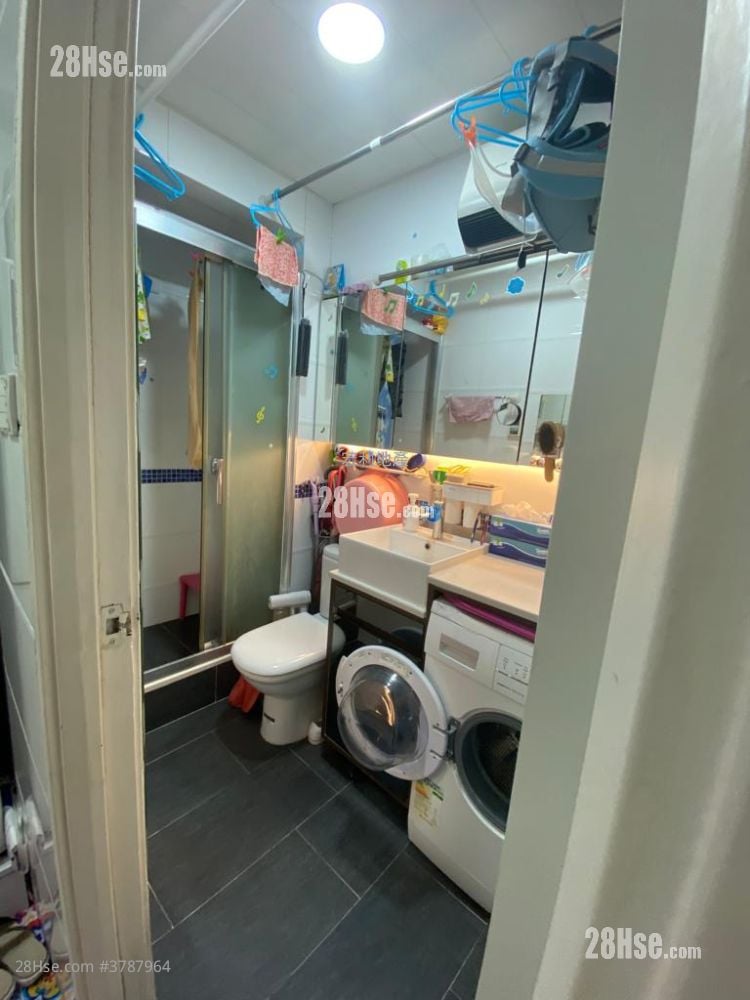 Artland Court Sell 1 Bedroom , 1 Bathroom 309 ft²