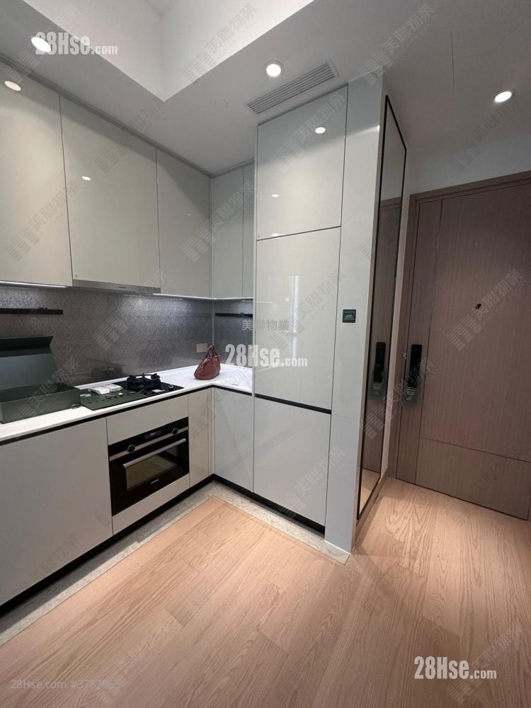 Park Seasons 售盘 2 房 , 1 浴室 437 平方尺