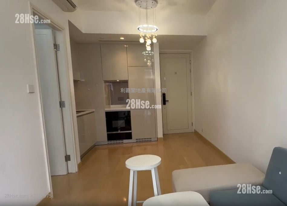 Monterey 售盘 1 房 364 平方尺