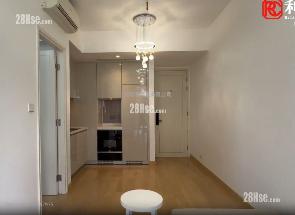 Monterey 售盘 1 房 364 平方尺