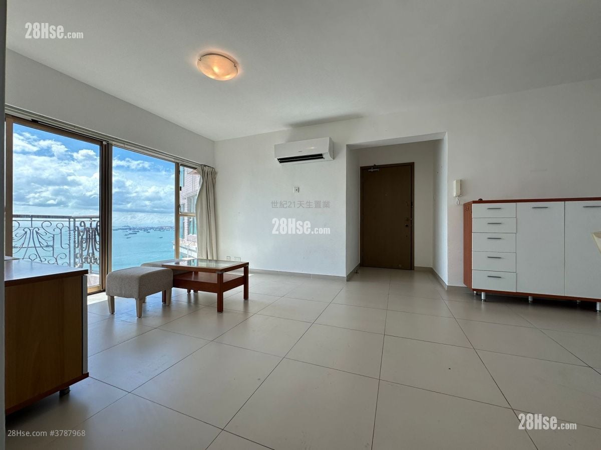 香港黄金海岸 租盘 4 房 , 3 浴室 875 平方尺