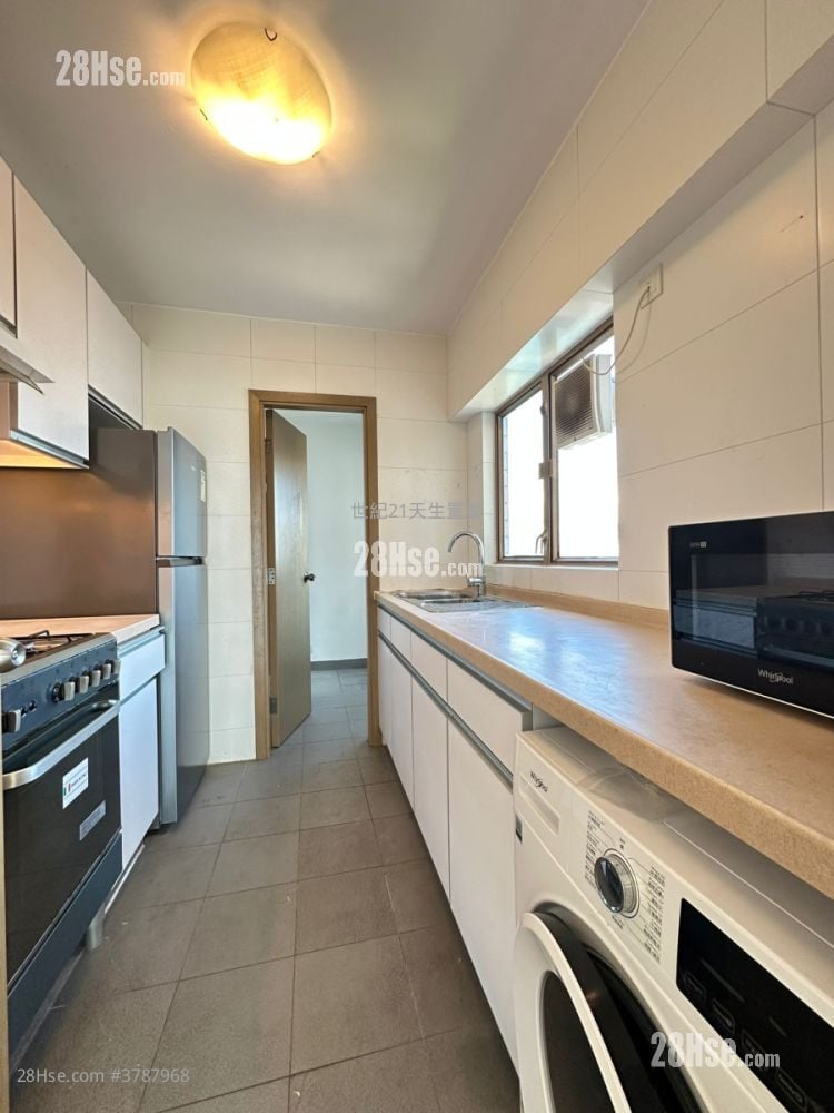 香港黄金海岸 租盘 4 房 , 3 浴室 875 平方尺