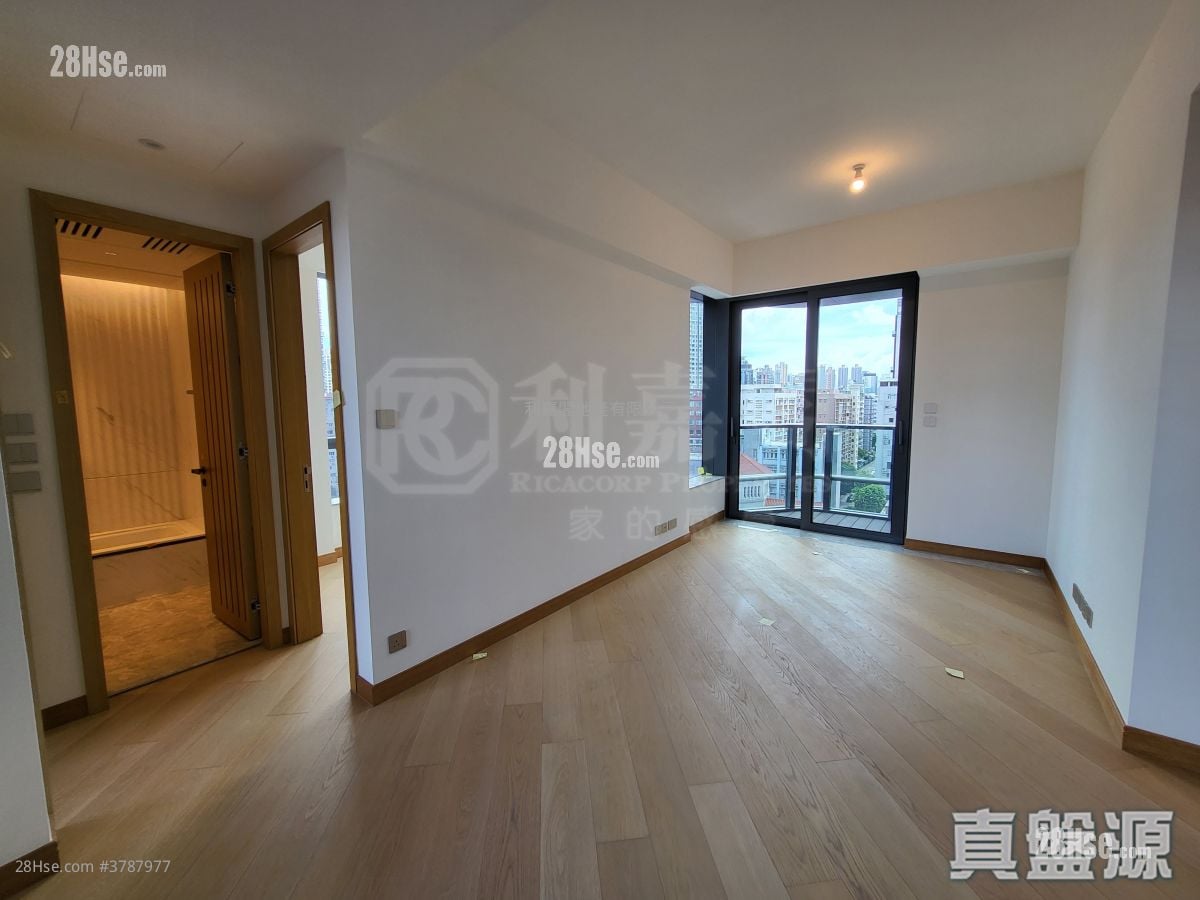 128 Waterloo Rental 579 ft²