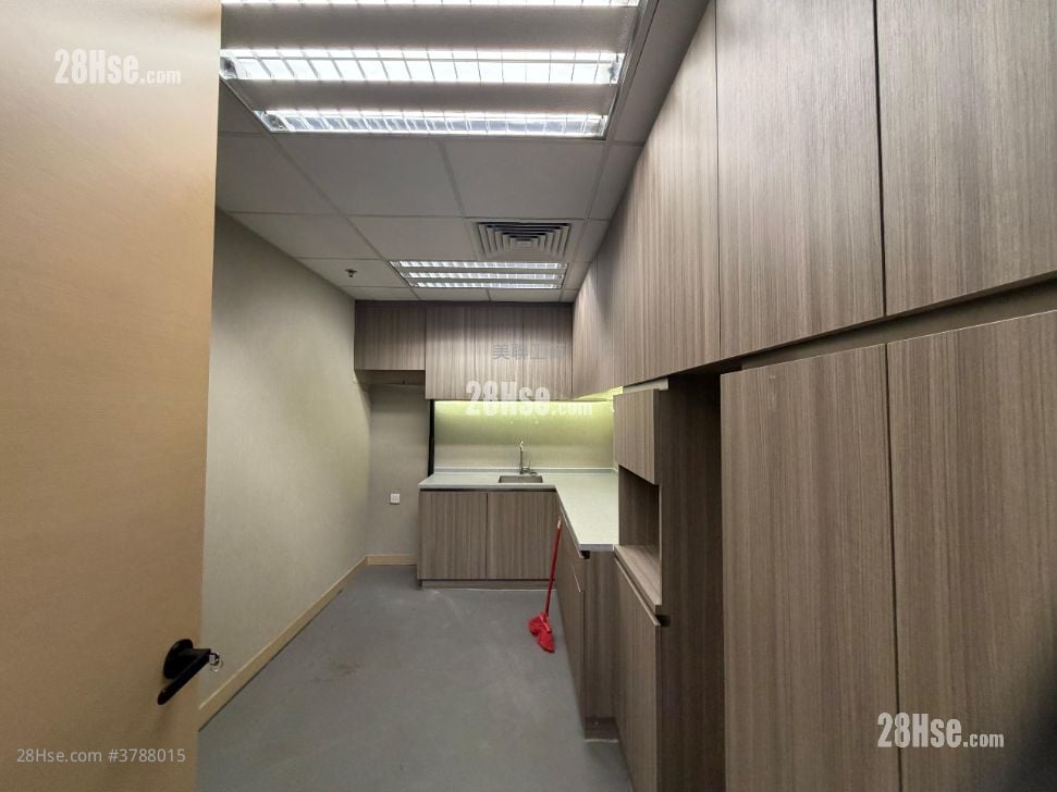 信德中心西翼 租盘