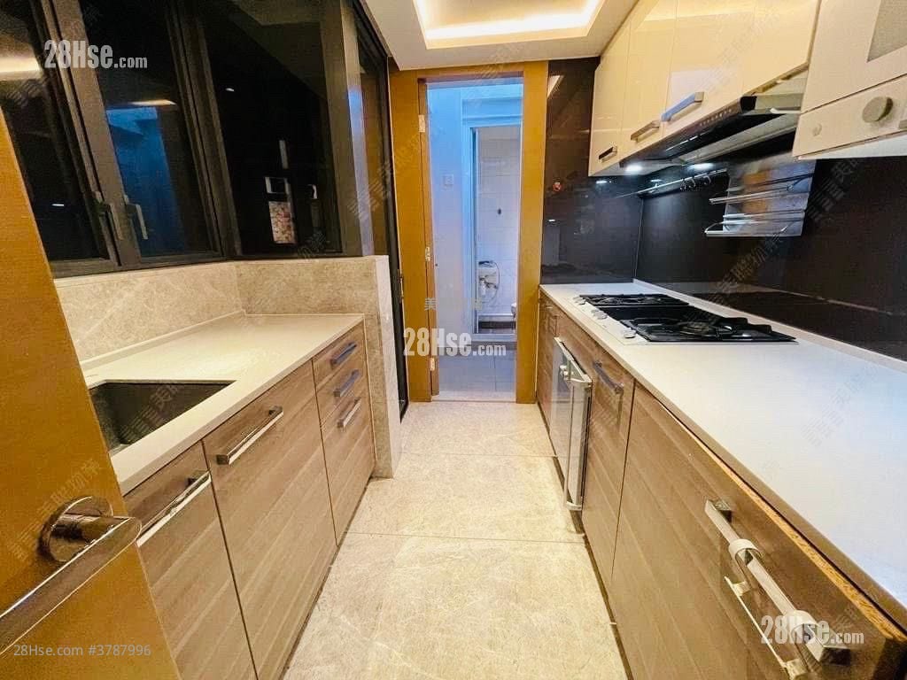 天晋 售盘 4 房 840 平方尺