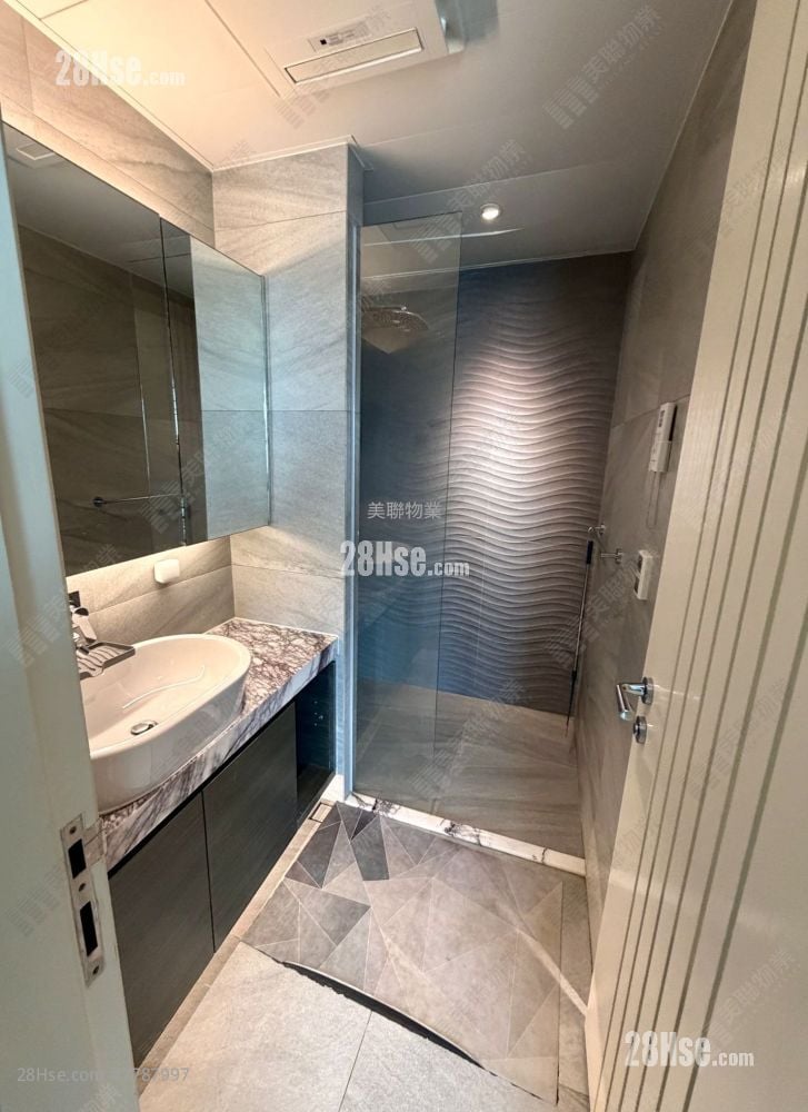 Celestial Heights Rental 1,746 ft²