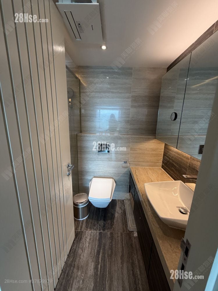 Celestial Heights Rental 1,746 ft²