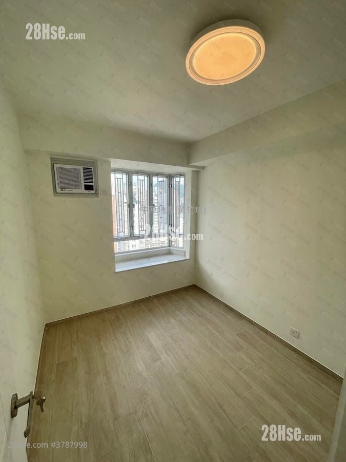 香港仔中心 售盘 3 房 , 2 浴室 721 平方尺