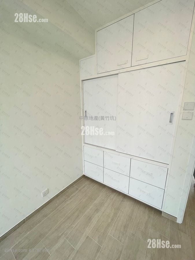 香港仔中心 售盘 3 房 , 2 浴室 721 平方尺