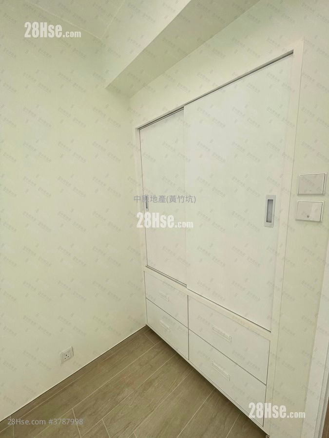 香港仔中心 售盘 3 房 , 2 浴室 721 平方尺