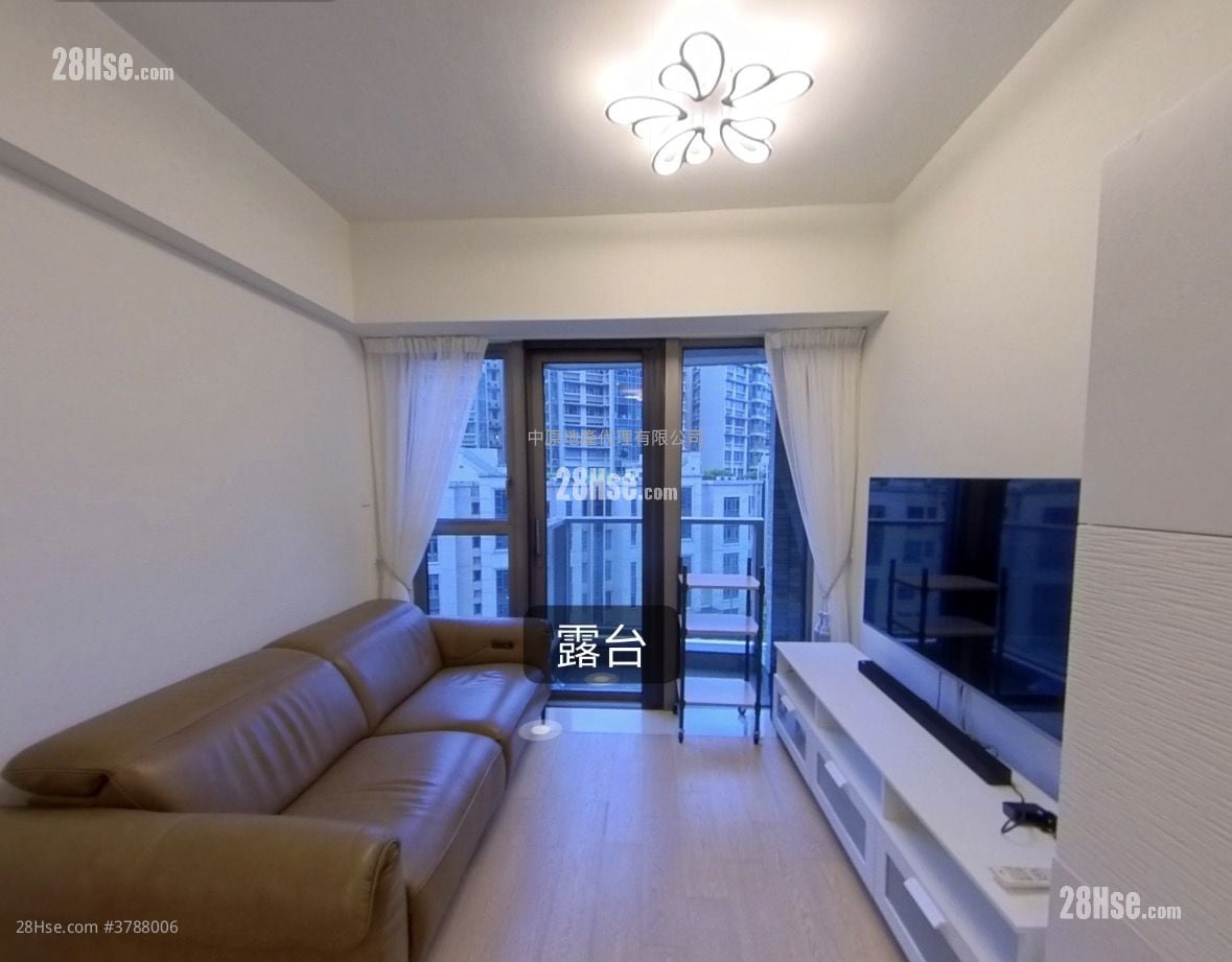 Solaria Rental 3 Bedrooms 599 ft²