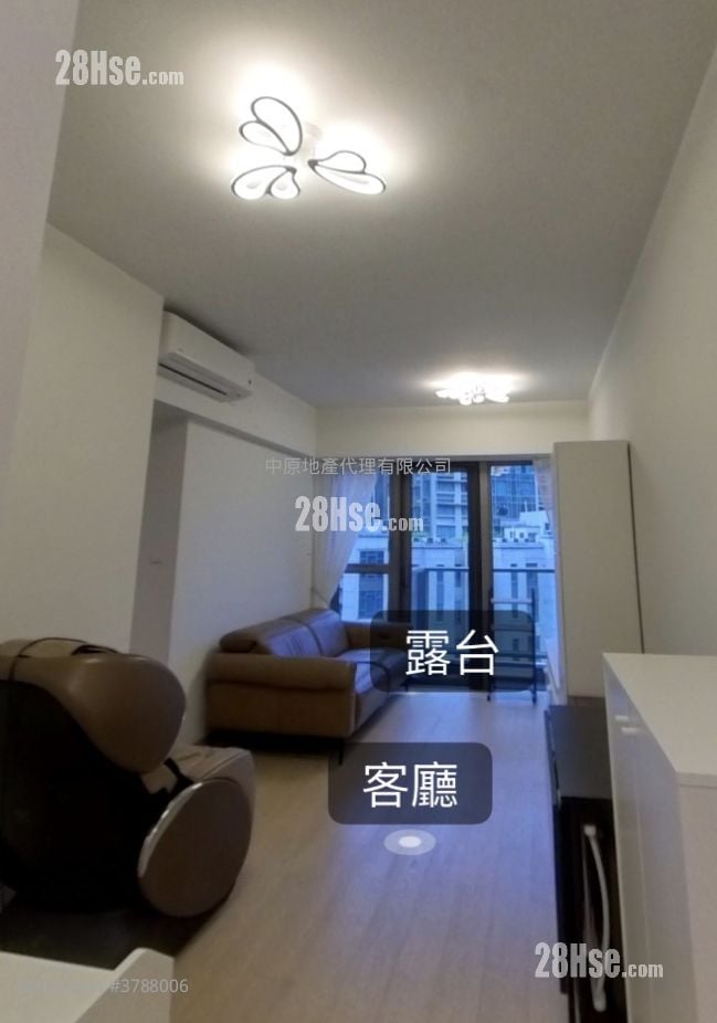 Solaria Rental 3 Bedrooms 599 ft²