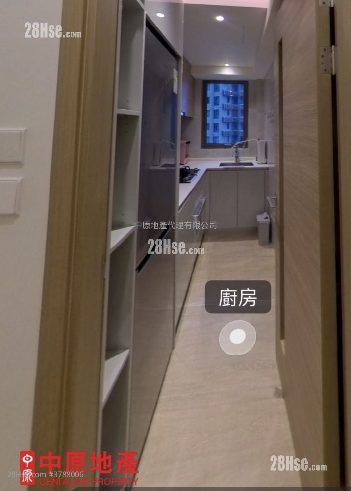 Solaria Rental 3 Bedrooms 599 ft²