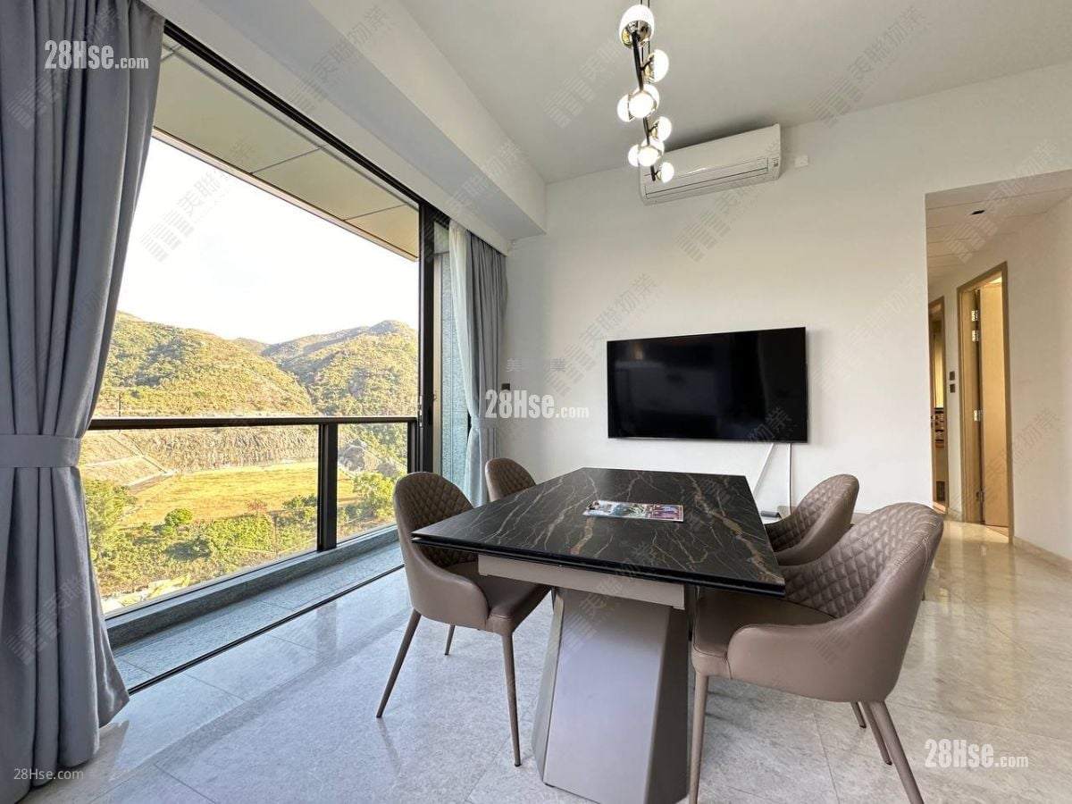 St. Michel Rental 4 Bedrooms , 3 Bathrooms 1,235 ft²