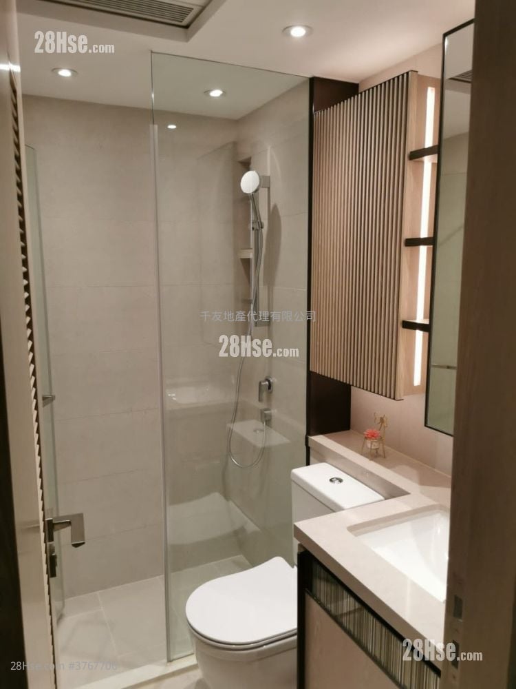 Wetland Seasons Park Rental 3 Bedrooms , 2 Bathrooms 664 ft²