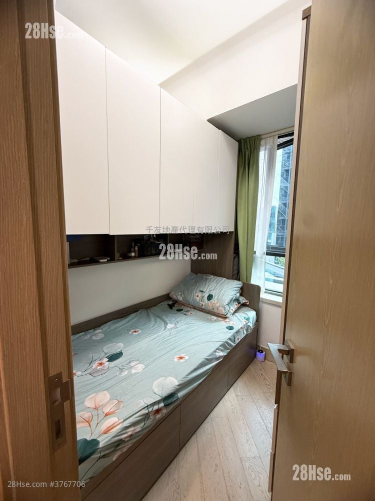 Wetland Seasons Park Rental 3 Bedrooms , 2 Bathrooms 664 ft²