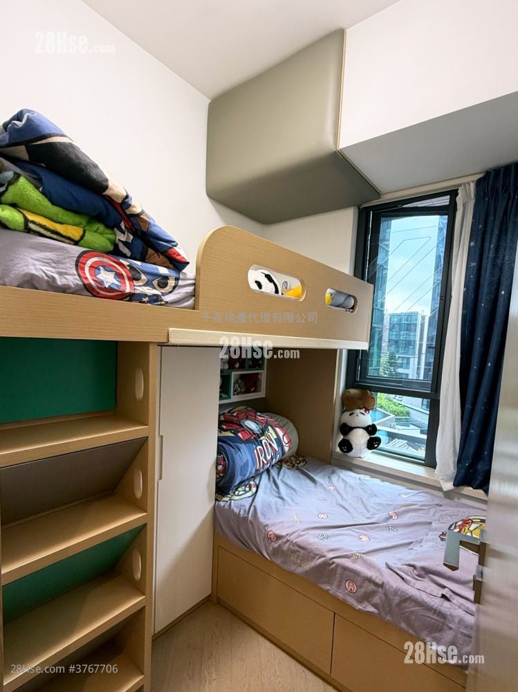 Wetland Seasons Park Rental 3 Bedrooms , 2 Bathrooms 664 ft²