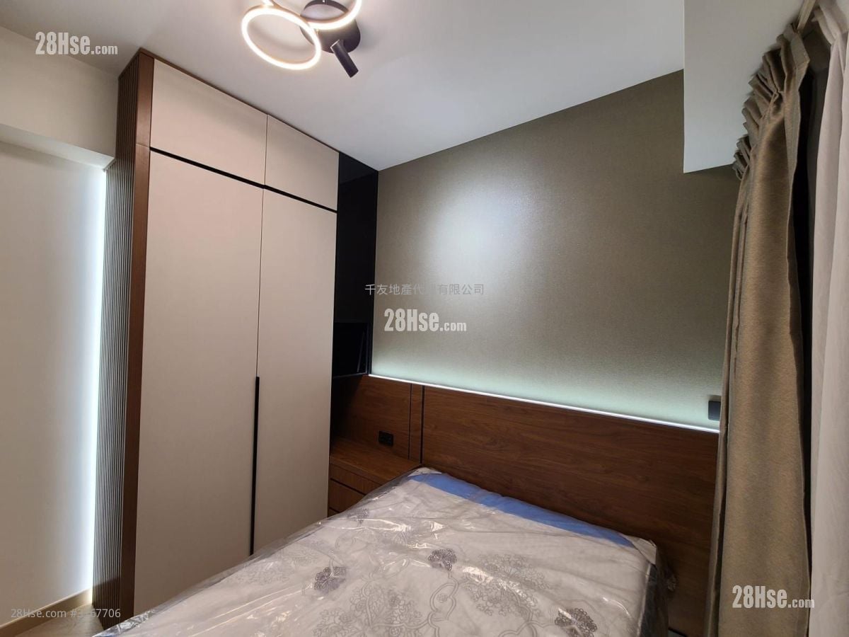 Wetland Seasons Park Rental 3 Bedrooms , 2 Bathrooms 664 ft²