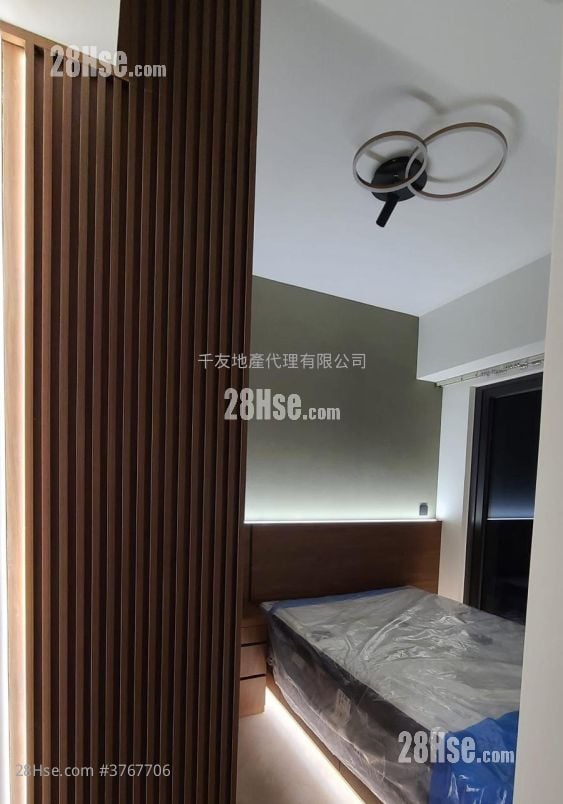 Wetland Seasons Park Rental 3 Bedrooms , 2 Bathrooms 664 ft²