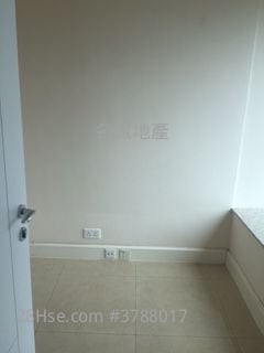 Festival City Rental 3 Bedrooms , 2 Bathrooms 741 ft²