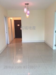 Festival City Rental 3 Bedrooms , 2 Bathrooms 741 ft²