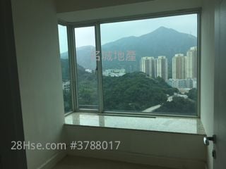 Festival City Rental 3 Bedrooms , 2 Bathrooms 741 ft²