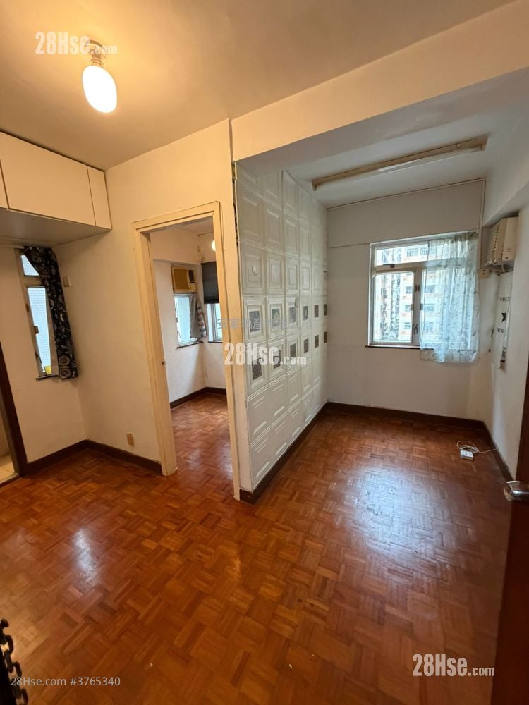 Li Tak Mansion Sell 1 Bedroom , 1 Bathroom 231 ft²