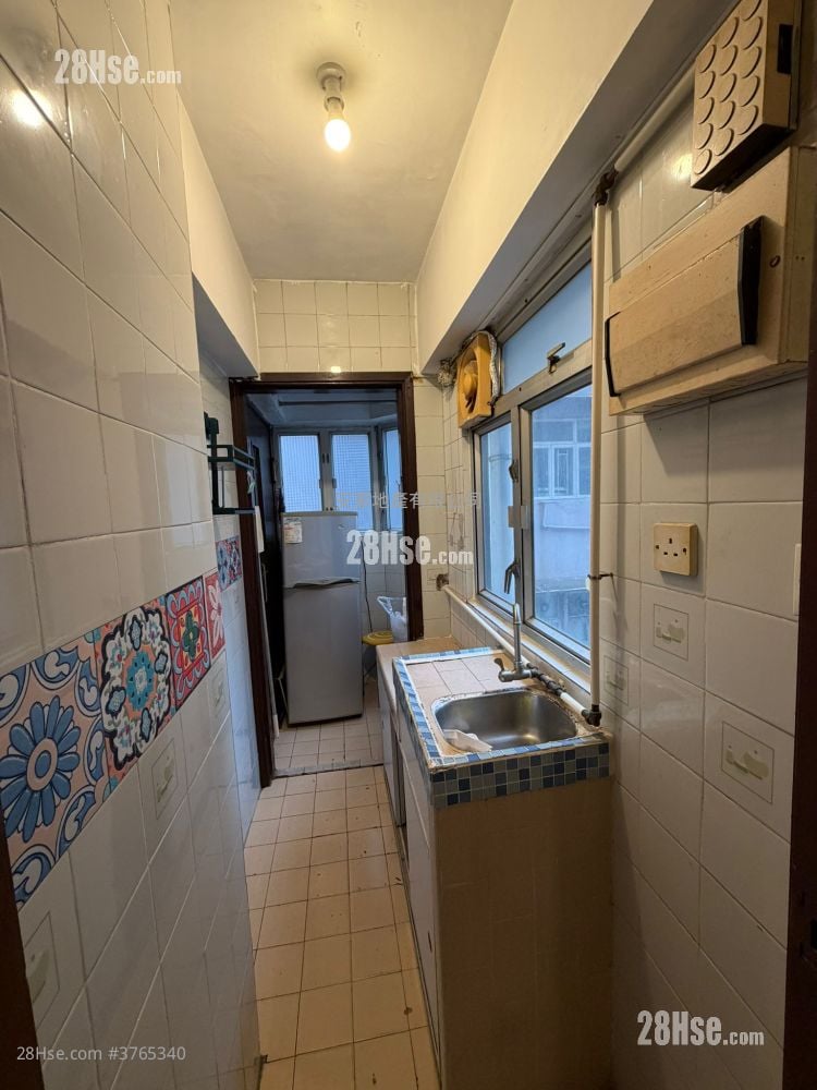 Li Tak Mansion Sell 1 Bedroom , 1 Bathroom 231 ft²