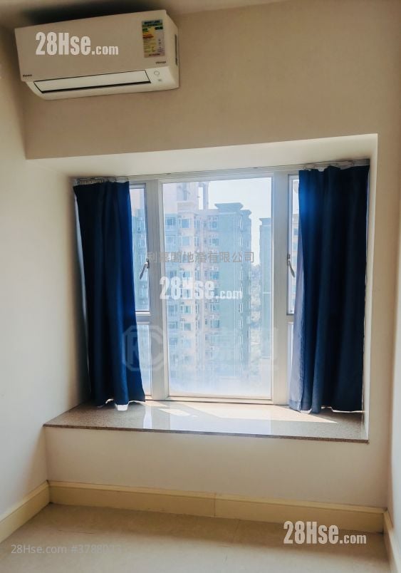 Metro Town Sell 3 Bedrooms , 2 Bathrooms 629 ft²