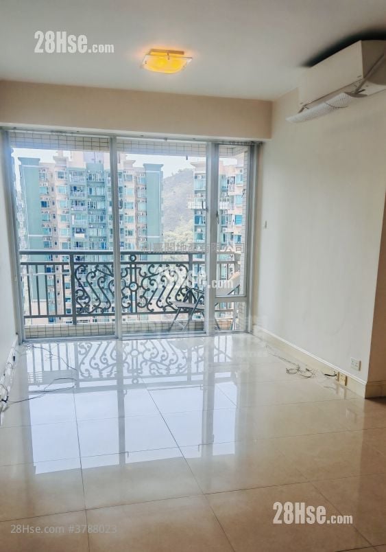 Metro Town Sell 3 Bedrooms , 2 Bathrooms 629 ft²