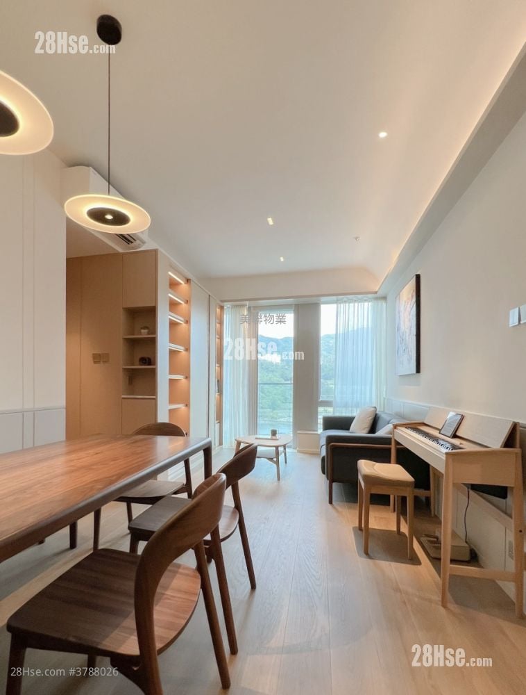 Savannah Sell 2 Bedrooms 448 ft²