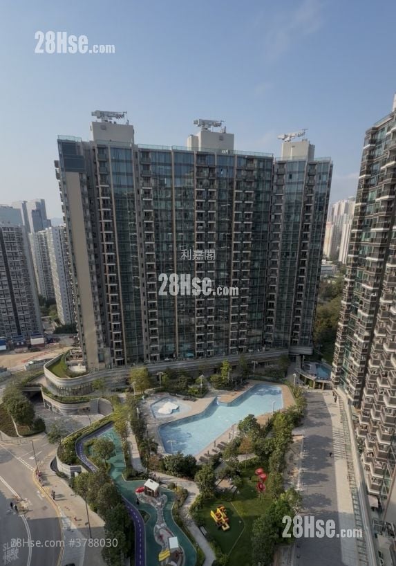 KOKO Hills 售盘 2 房 , 1 浴室 425 平方尺