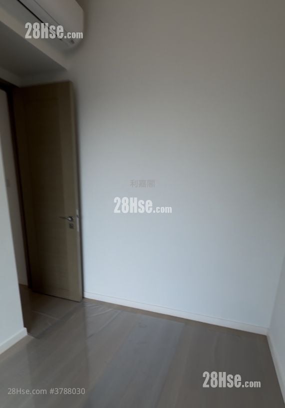 KOKO Hills 售盘 2 房 , 1 浴室 425 平方尺