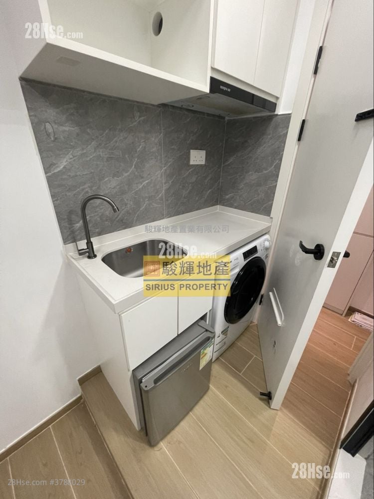 美丽都大厦 租盘 140 平方尺