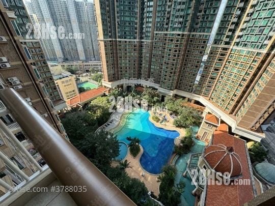 Banyan Garden Sell 3 Bedrooms , 2 Bathrooms 735 ft²