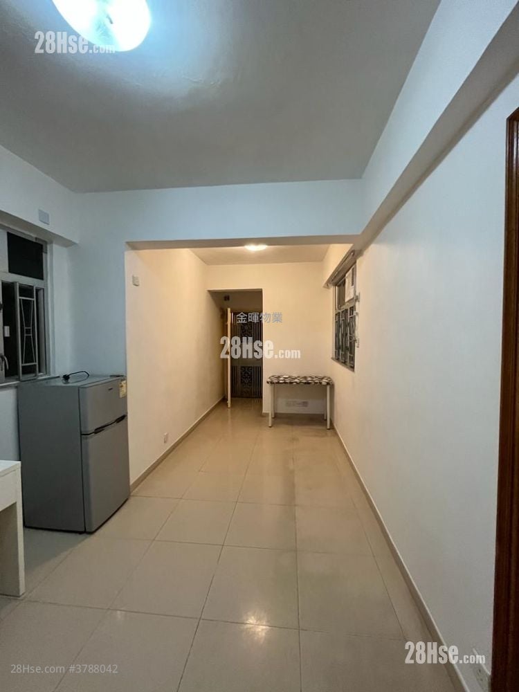 Wah Lee Building Sell 2 Bedrooms 319 ft²