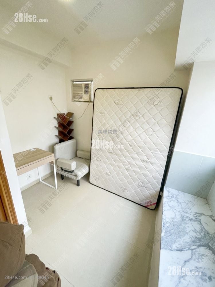 Fanling Town Center Sell 2 Bedrooms 399 ft²