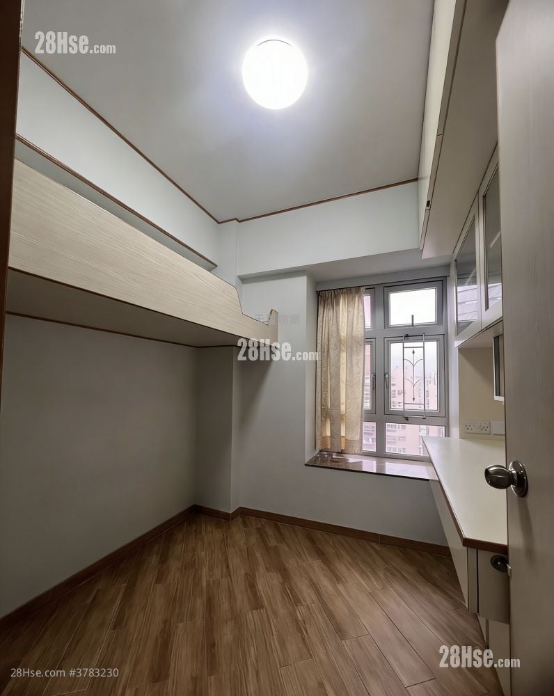 翠林花园 租盘 2 房 , 1 浴室 429 平方尺