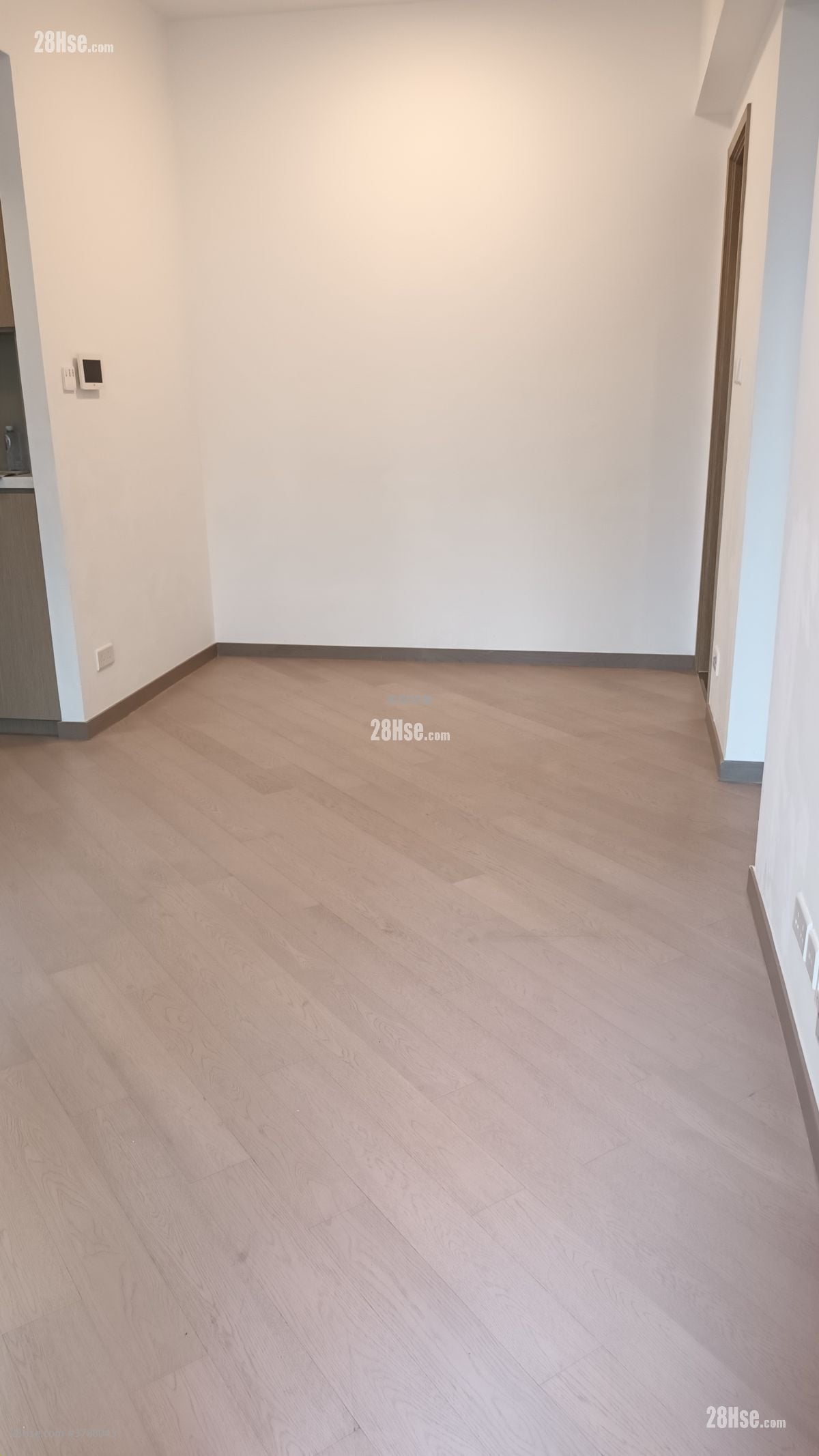 Upper River Bank Rental 2 Bedrooms , 1 Bathroom 479 ft²